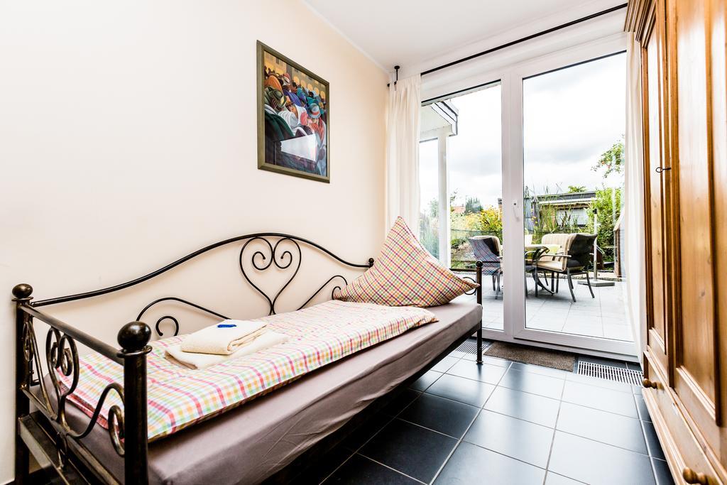 Design Apartment In Koeln Mit Terrasse Δωμάτιο φωτογραφία
